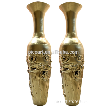 Gold metal vase carved with lotus flower art sculpture new products
